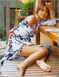 《大胸姐妹》