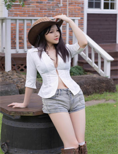 《电影白莲花》