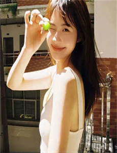 《青青草18在现线观看》